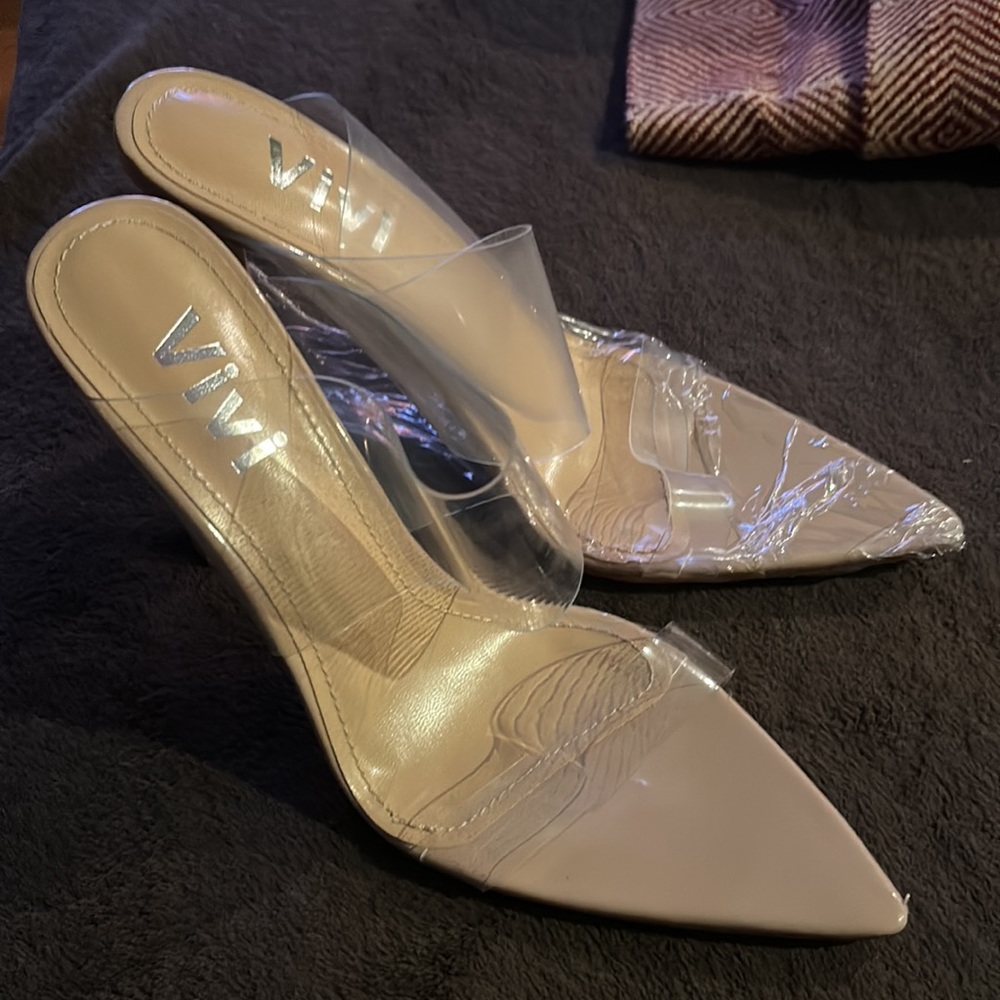 Vivi tan & clear vinyl high heal sandals